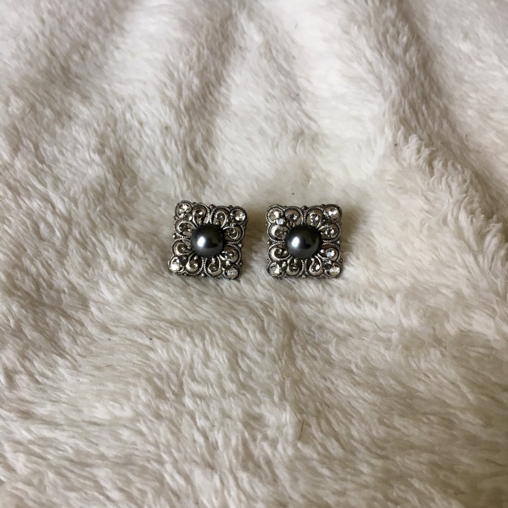 Anne Koplik stud earrings with Swarovski crystals